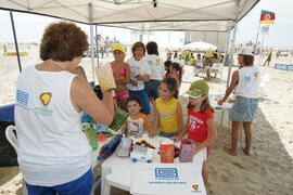 Estação Verão Sesc/Corsan, à beira-mar da praia de Torres, oferece oficinas de reciclagem e literatura voltadas para crianças a partir de 6 anos. Autor: Ivan de Andrade