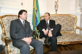 Chefe da Casa Civil, Alberto Oliveira, em audiência com o presidente da Famurs, Mauri Heinrich. Autor: Ivan de Andrade