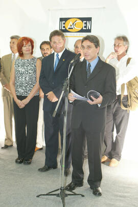 Governador Germano Rigotto na apresentação da planta da obra para implantação da Escola Técnica de Artes Cênicas e do Centro de Desenvolvimento da Dança. Autor: Jefferson Bernardes