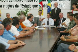 Governador Germano Rigotto, dia 07/02/2003, horário 12:20. Autor: Nabor Goulart