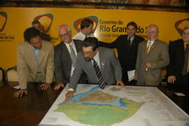 Governador em exercício, Antônio Hohlfeldt, durante o lançamento do Mapa Hidrogeológico do Rio Grande do Sul. Autor: Paulo Dias