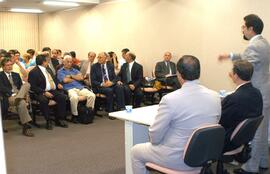 Vice-governador, Antônio Hohlfeldt em reunião na UNISINOS com CONSINOS. Autor: Ivan de Andrade