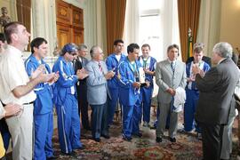 Germano Rigotto recebe homenagem da direção e atletas de futsal do Esporte Clube Cruzeiro. Autor: Itamar Aguair
