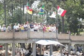 Chefe da Casa Civil, Alberto Oliveira, e governador em exercício, Antônio Hohlfeldt, visitam o XXVII Rodeio Crioulo Nacional de São José dos Ausentes. Autor: Ivan de Andrade
