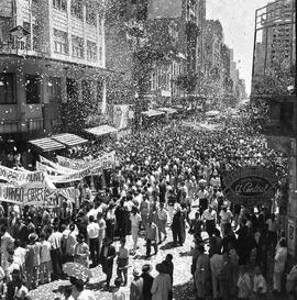 Manifestações populares no dia da posse de Leonel Brizola no governo do estado