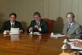 Governador Germano Rigotto, acompanhado por Governadores do CODESUL, durante audiência com o Presidente Luiz Inácio Lula da Silva. Autor: Nabor Goulart