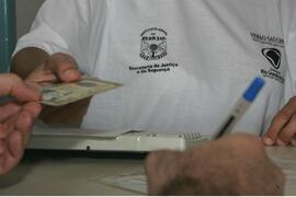 Posto de identificação do Instituto-Geral de Perícias para emissão de carteiras de identidade durante o Operação Verão. Autor: Itamar Aguiar