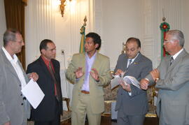 Chefe da Casa Civil, Alberto Oliveira, recebe o secretário de Obras Públicas e Saneamento, Frederico Antunes, dia 16/01/2006, horário 15:15. Autor: Laura Bretanha