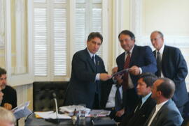 O governador Germano Rigotto durante a audiência com os prefeitos da região da fronteira oeste. Autor: Jefferson Bernardes