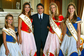 Governador Germano Rigotto em audiência com as autoridades e rainhas da Festa do Arroz. Autor: Jefferson Bernardes