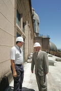 Secretário substituto da Cultura do Estado, Victor Hugo, vistoria o andamento das obras de restauração da cúpula da Catedral Metropolitana. Autor: Itamar Aguiar