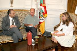 Chefe da Casa Civil, Alberto Oliveira, durante audiência com o vereador de Bento Gonçalves, Mario Gabardo. Autor: Ivan de Andrade