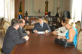 Governador Germano Rigotto recebe presidente, vice-presidente do PHS e o deputado Argenta. Autor: Paulo Dias