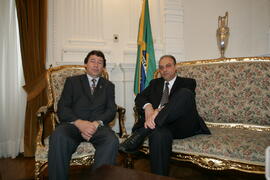 Chefe da Casa Civil, Alberto Oliveira, em audiência com o presidente da Famurs, Mauri Heinrich. Autor: Ivan de Andrade