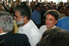 O governador do estado, Germano Rigotto, acompanhado pelo ministro dos Transportes, Anderson Adauto, e do governador de Santa Catarina, Luiz Henrique da Silveira, vistoriaram a BR-101, no trecho que liga RS-SC. Autor: Nabor Goulart