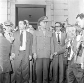 General José Machado Lopes, comandante do 3º Exército, governador Leonel Brizola e autoridades do estado